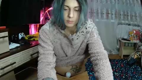 Snapshot of littlehappines chatting on 01-10-26, 05:37 littlehappines online show from 01-10-26, 05:37