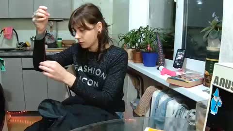 Snapshot of littlehappines chatting on 02-24-26, 04:27 littlehappines online show from 02-24-26, 04:27