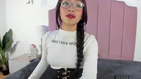littlejade_dh online show from 06-11-26, 11:52