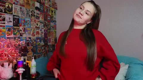 LillleLinn online show from 10-26-25, 04:02