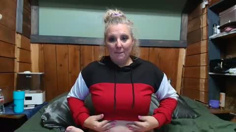 lisanixs online show from 04-19-26, 02:33