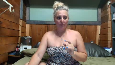 lisanixs online show from 06-16-26, 02:14