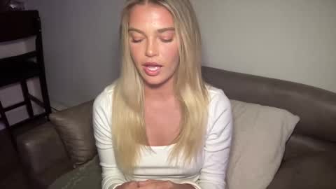 Marciabrady online show from 12-19-24, 11:14