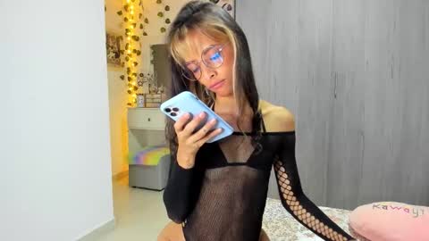 Luna online show from 11-24-25, 11:48