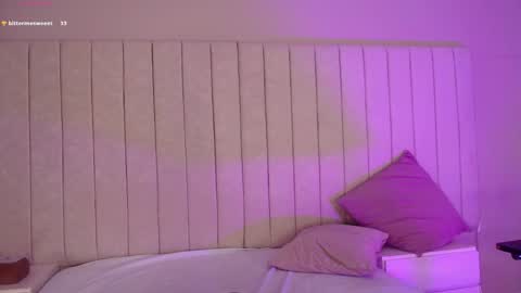 im olivia IG littleolivia01 online show from 10-10-25, 02:38