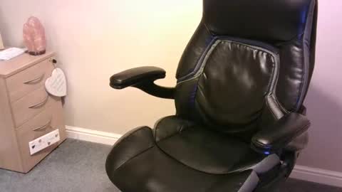 Snapshot of littlepenis1000 chatting on 11-27-25, 05:37 Littlepenis online show from 11-27-25, 05:37