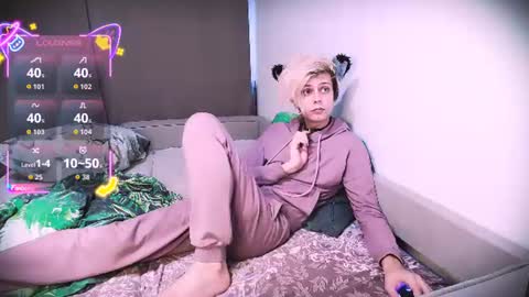 Felix online show from 07-28-26, 03:35