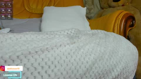 Snapshot of littlepinky77 chatting on 05-11-26, 04:04 Pinky online show from 05-11-26, 04:04