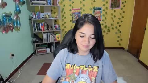 Mia  Wednesday to Sunday 730 am to 1030 am Colombian Hour D online show from 02-03-25, 01:09