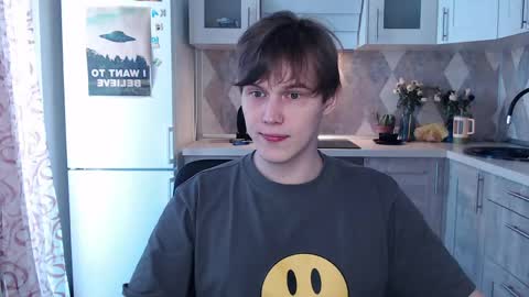 Snapshot of littlesadcabbage chatting on 05-05-26, 12:13 Sonnenschein online show from 05-05-26, 12:13