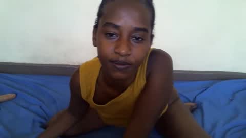 littlesandie online show from 10-22-25, 06:46