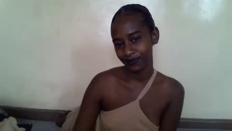 littlesandie online show from 10-25-25, 05:26