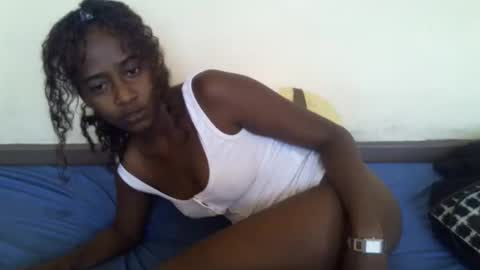 littlesandie online show from 11-07-25, 06:24