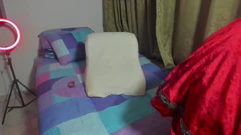 Sofi online show from 09-15-25, 02:00