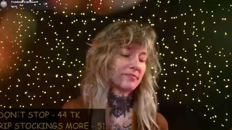 Niki  free tg channel with some photos gifs and info about streams  online show from 04-18-26, 09:15