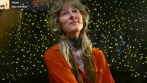 Niki  free tg channel with some photos gifs and info about streams  online show from 04-24-26, 12:18