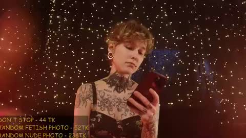 Niki  free tg channel with some photos gifs and info about streams  online show from 06-17-26, 08:28