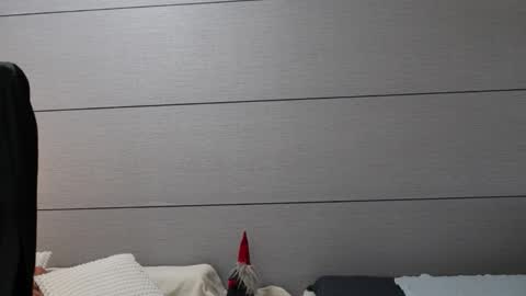 Snapshot of littlestellaspark chatting on 02-26-26, 11:42 littlestellaspark online show from 02-26-26, 11:42