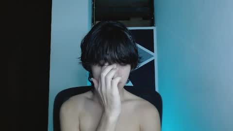 Snapshot of littlextrem chatting on 05-12-26, 03:03 Eros online show from 05-12-26, 03:03