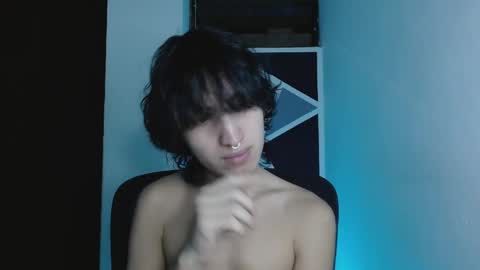 Snapshot of littlextrem chatting on 06-09-26, 03:29 Eros online show from 06-09-26, 03:29