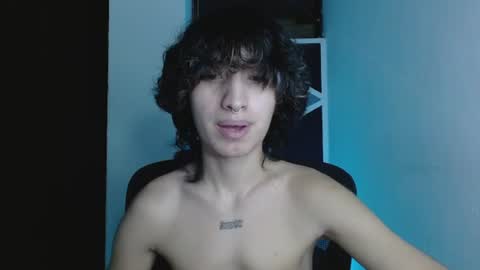 Snapshot of littlextrem chatting on 06-17-26, 01:52 Eros online show from 06-17-26, 01:52