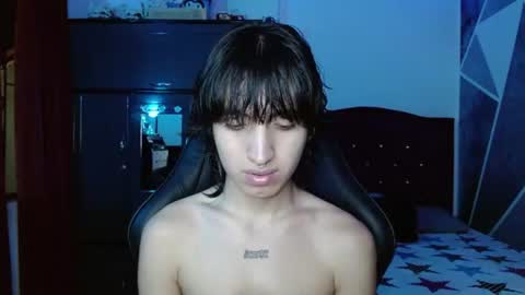 Snapshot of littlextrem chatting on 07-19-26, 02:15 Eros online show from 07-19-26, 02:15