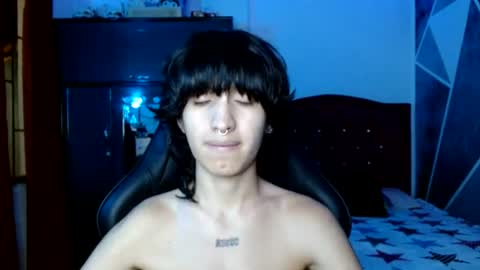 Snapshot of littlextrem chatting on 07-20-26, 02:37 Eros online show from 07-20-26, 02:37