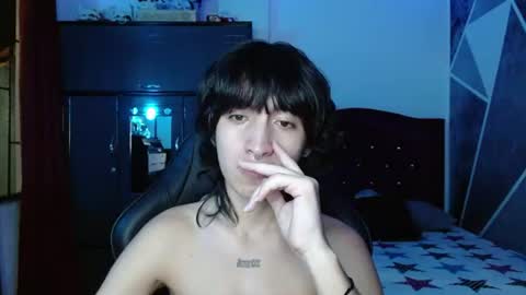 Snapshot of littlextrem chatting on 07-23-26, 02:42 Eros online show from 07-23-26, 02:42