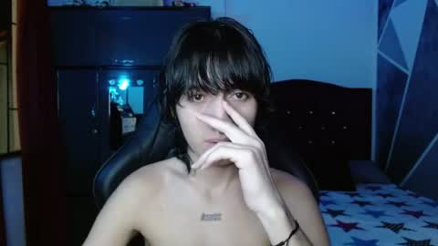 Snapshot of littlextrem chatting on 07-24-26, 04:54 Eros online show from 07-24-26, 04:54