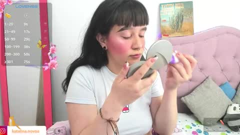 Katalina Novoa. online show from 03-10-25, 04:38