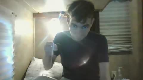 livetyy online show from 10-22-25, 03:45