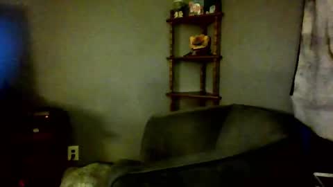 Snapshot of livingpuddle chatting on 09-15-25, 11:05 livingpuddle online show from 09-15-25, 11:05