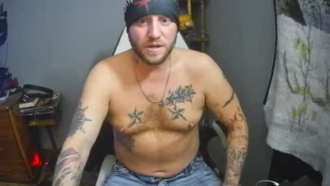 Snapshot of livingpuddle chatting on 11-30-25, 02:32 livingpuddle online show from 11-30-25, 02:32