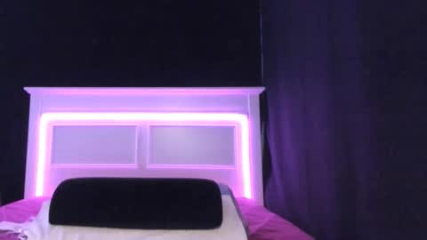 Snapshot of livinsubspace chatting on 05-28-26, 10:40 Liv online show from 05-28-26, 10:40