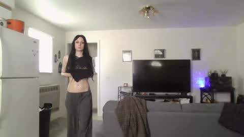 Liv Mirage online show from 09-30-25, 07:19