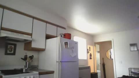 Liv Mirage online show from 11-17-25, 07:52