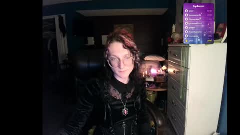 Snapshot of livolioyo chatting on 01-06-25, 03:42 Livolio online show from 01-06-25, 03:42