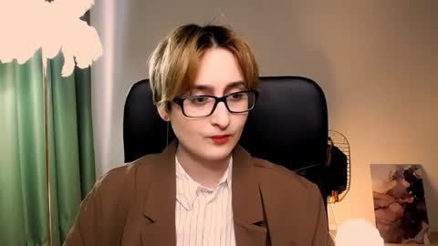 Snapshot of lixeluna chatting on 04-28-26, 06:40 LixeLuna online show from 04-28-26, 06:40