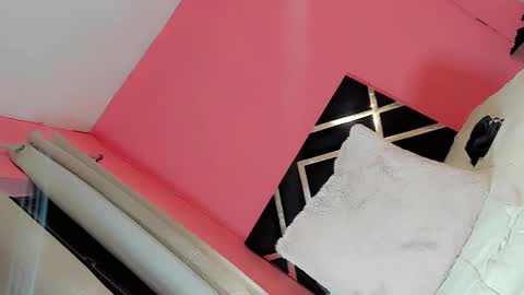 Snapshot of liyenpain01 chatting on 04-11-26, 03:11 liyenpain01 online show from 04-11-26, 03:11