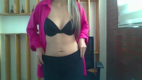 liz_28 online show from 10-03-25, 03:42