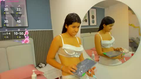 Lizeth online show from 11-25-25, 11:54