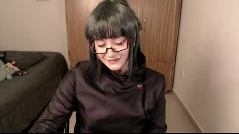 Elizabeth online show from 04-27-26, 02:42