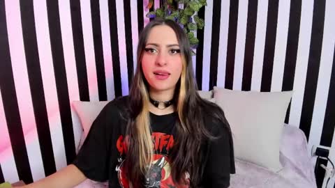 Liz  online show from 04-21-26, 02:01