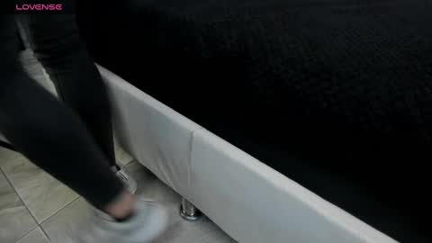 Liz  online show from 02-17-25, 12:05