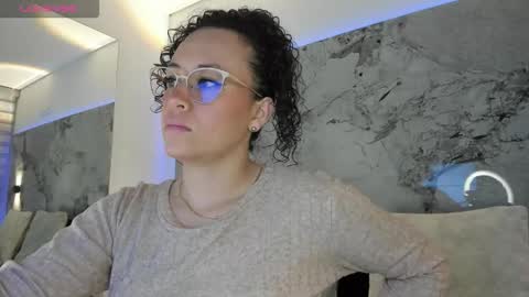 Liz  online show from 12-05-25, 10:02