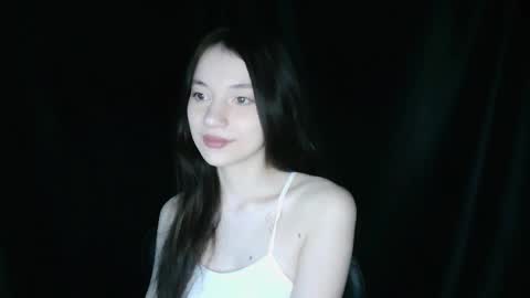 Snapshot of liza__kitty chatting on 01-13-26, 04:56 Liza Kitty online show from 01-13-26, 04:56