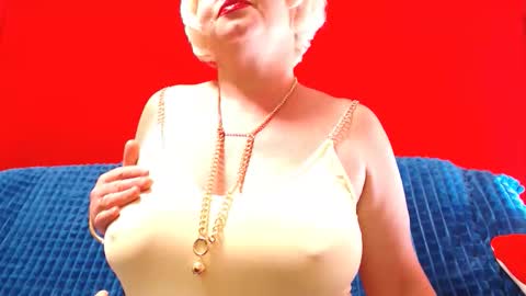 Snapshot of lizabrazzer chatting on 05-18-26, 03:13 LizaBrazzer online show from 05-18-26, 03:13