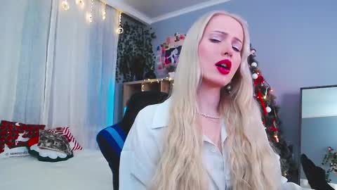 Lisa online show from 01-04-25, 11:48