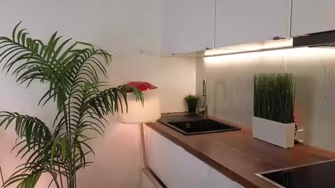 Snapshot of lizbethbiers chatting on 03-09-25, 03:01 Hello there im Amelia Im new here Lets have fun online show from 03-09-25, 03:01