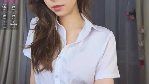 Snapshot of lizbethbiers chatting on 11-28-25, 03:31 Hello there im Amelia Im new here Lets have fun online show from 11-28-25, 03:31